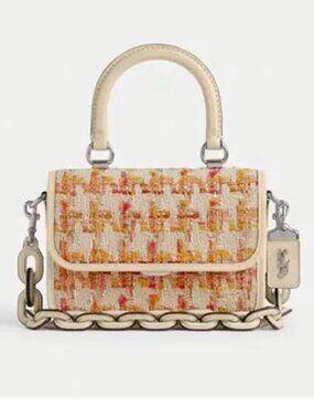 Authentic Coach top handle in tweed neutral and silver